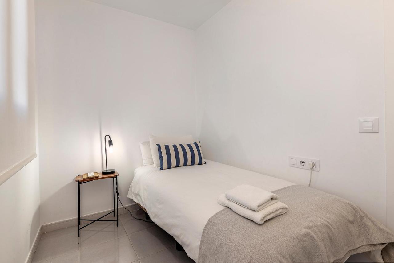 La Gola Apartment, First-Line Beachfront, Newly Refurbished 포엔샤 항구 외부 사진