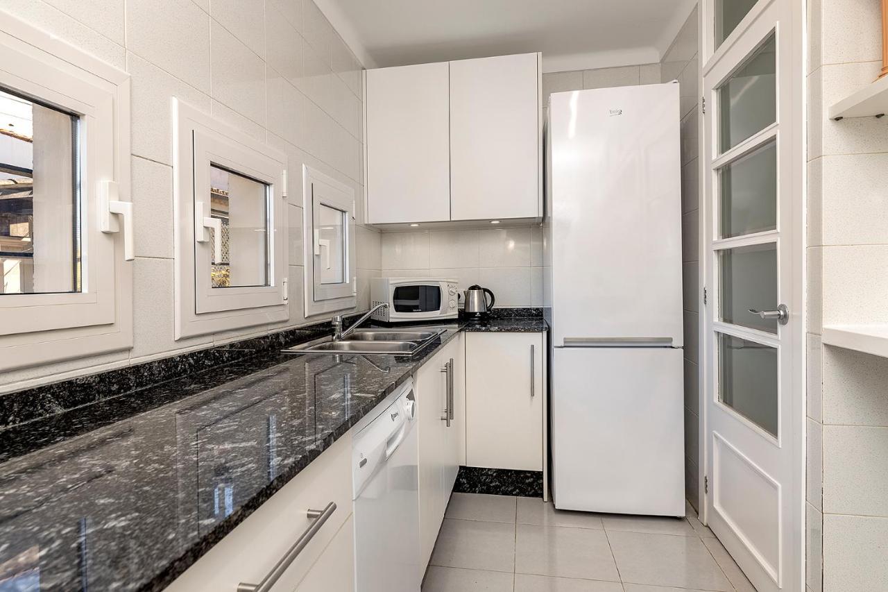 La Gola Apartment, First-Line Beachfront, Newly Refurbished 포엔샤 항구 외부 사진